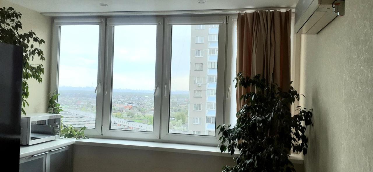 1/10 Вулиця Радунська Apartment Kyiv Exterior photo